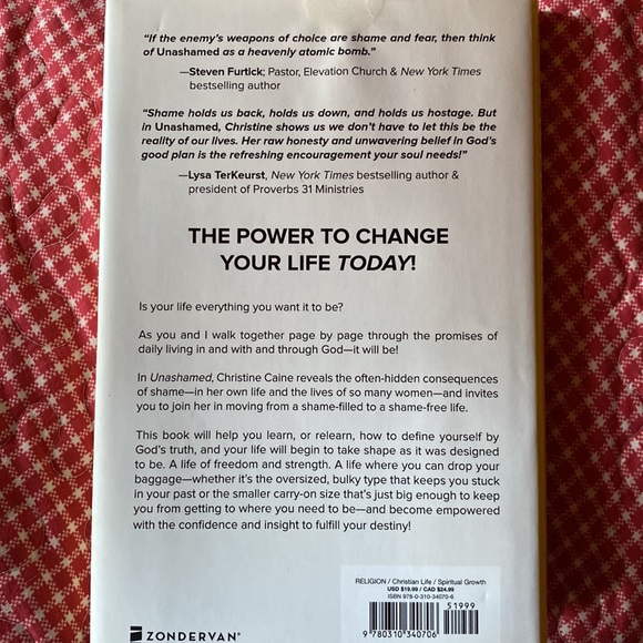 Unashamed by Christine Caine Book and Audio Disk - Picture 2 of 3